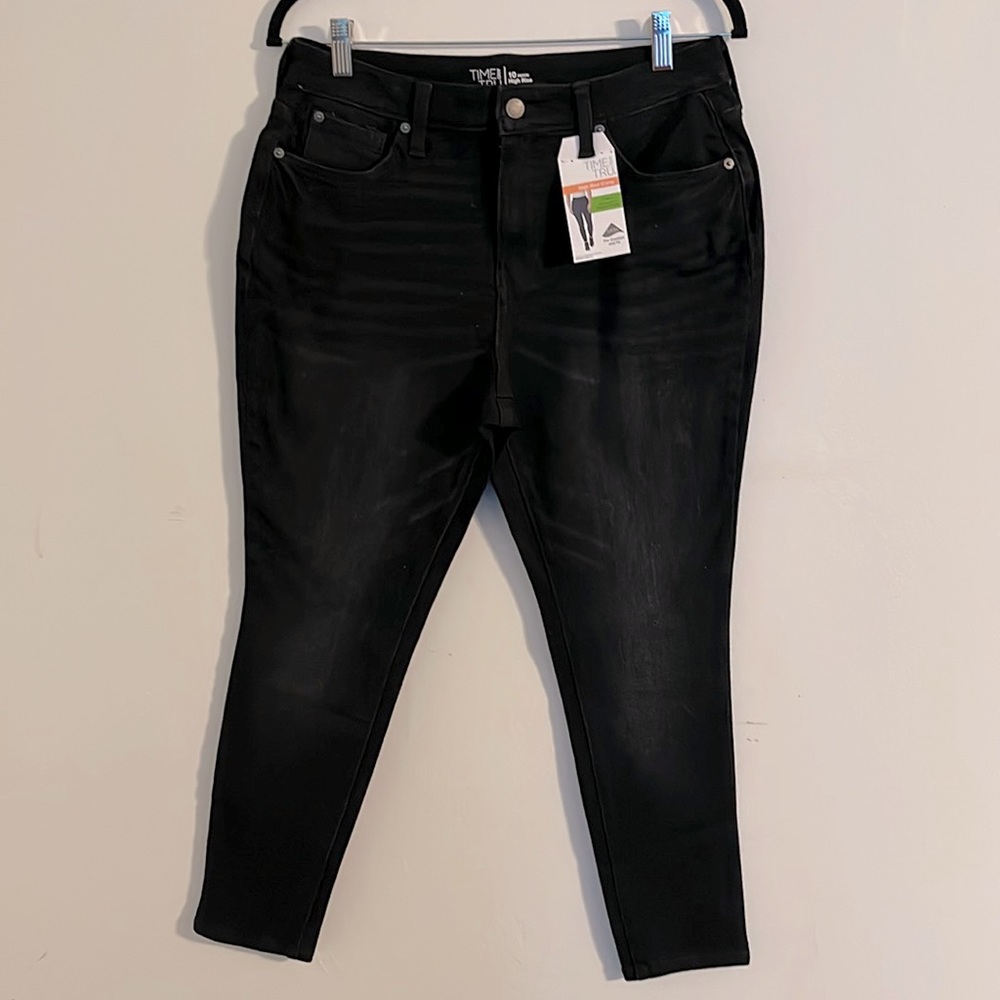 High Rise Curvy Jeans